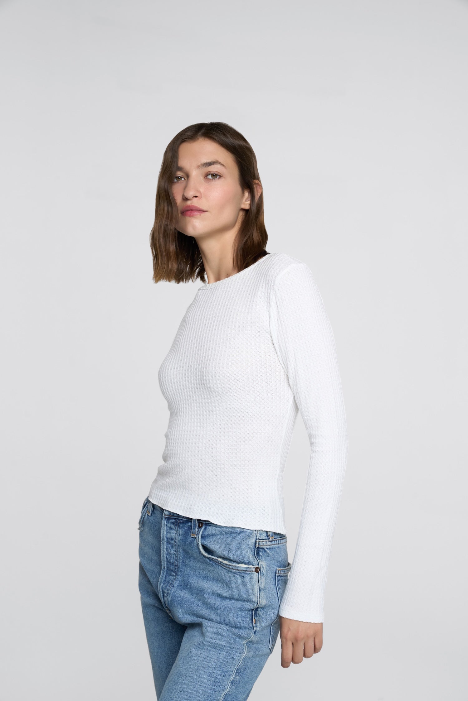 JACKIE - WHITE