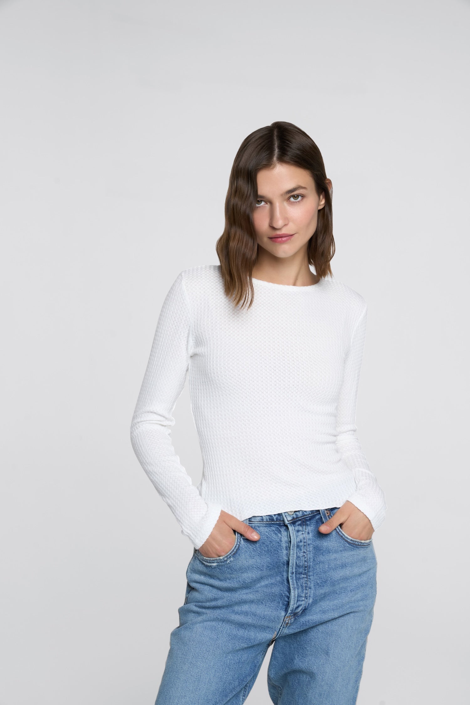 JACKIE - WHITE